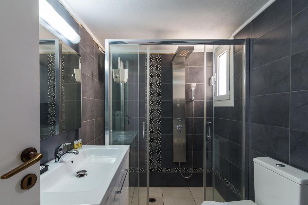 Spacious And Modern Flat For 4 أثينا المظهر الخارجي الصورة